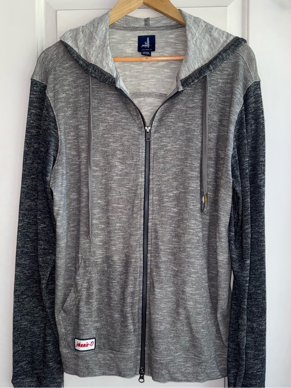 johnnie-O Full-Zip 100% Cotton Colorblock Hoodie in Heather Gray/Charcoal
